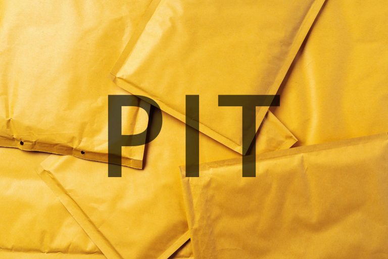 PIT - wysyłka kurierem